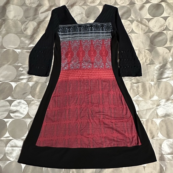 Luc FoNTaiNe dress - Picture 4 of 4